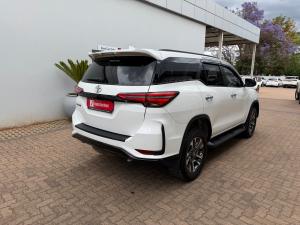 Toyota Fortuner 2.4GD-6 auto - Image 2