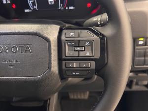 Toyota Land Cruiser FJ 2.7 4x4 VX - Image 10