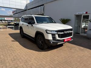 Toyota Land Cruiser 300 3.3D GR-Sport - Image 1