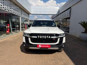 Toyota Land Cruiser 300 3.3D GR-Sport - Image 4
