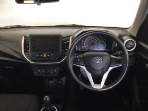 Toyota Vitz 1.0 XR manual - Image 6