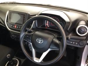 Toyota Vitz 1.0 XR manual - Image 8