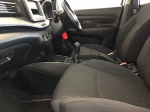 Toyota Rumion 1.5 S - Image 7
