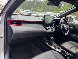 Toyota Corolla Cross 1.8 HEV GR-Sport - Image 7