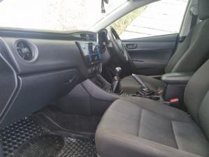 Toyota Corolla Quest 1.8 Plus manual - Image 7
