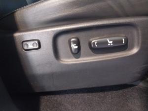 Toyota Land Cruiser 200 4.5D-4D V8 VX - Image 18