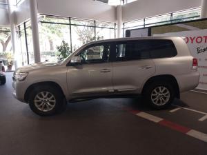 Toyota Land Cruiser 200 4.5D-4D V8 VX - Image 23