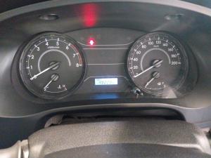 Toyota Hilux 2.0 single cab S (aircon) - Image 9