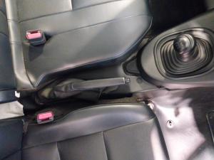 Toyota Hilux 2.0 single cab S (aircon) - Image 10