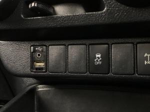 Toyota Hilux 2.4 GD-6 RB SRXE/CAB - Image 11