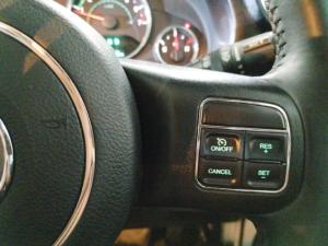 Jeep Wrangler Unlimited 3.6L Polar Edition - Image 11