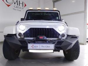 Jeep Wrangler Unlimited 3.6L Polar Edition - Image 2
