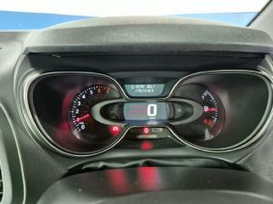 Renault Captur 66kW turbo Blaze - Image 15