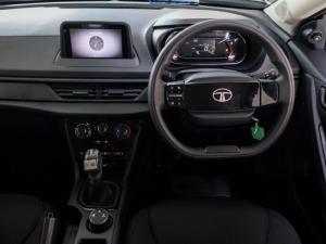 Tata Osprey 1.2T Smart+ manual - Image 12
