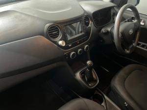 Hyundai Grand i10 1.2 Fluid - Image 9