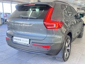 Volvo XC40 B4 Plus Dark - Image 4