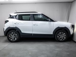 Mahindra XUV 3XO 1.2T AX5 manual - Image 9