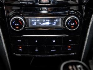 Mahindra XUV 3XO 1.2T AX5 manual - Image 7