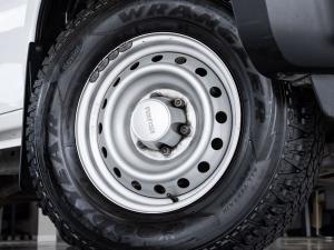 Isuzu D-Max Gen 6 250 single cab Fleetside safety - Image 5