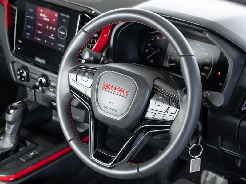Isuzu D-MAX D-Max 1.9TD double cab LS X-Rider auto