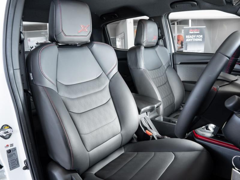 Isuzu D-MAX D-Max 1.9TD double cab LS X-Rider auto