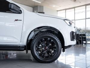 Isuzu D-Max 1.9TD double cab LS X-Rider auto - Image 9
