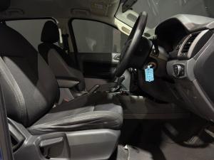 Ford Everest 2.2TDCi XLS - Image 19