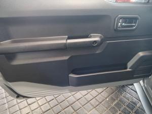 Suzuki Jimny 1.5 GLX AllGrip 3-door auto - Image 13