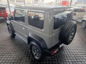 Suzuki Jimny 1.5 GLX AllGrip 3-door auto - Image 5