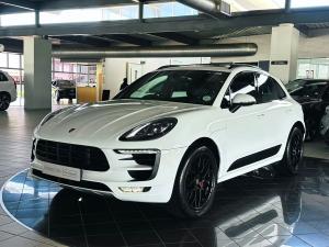 Porsche Macan GTS - Image 1