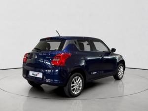 Suzuki Swift 1.2 GLX auto - Image 6