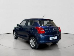Suzuki Swift 1.2 GLX auto - Image 7