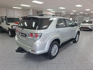 Toyota Fortuner 2.5D-4D - Image 2
