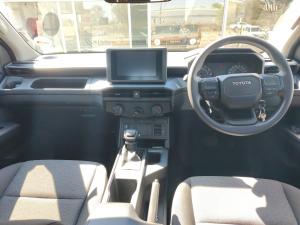 Toyota Hilux 2.8GD-6 double cab SRX 4x4 - Image 6