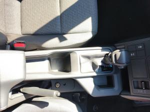 Toyota Hilux 2.8GD-6 double cab SRX 4x4 - Image 12