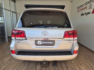 Toyota Land Cruiser 200 4.5D-4D V8 VX - Image 5