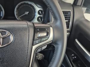 Toyota Land Cruiser 200 4.5D-4D V8 VX - Image 10