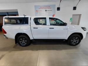 Toyota Hilux 2.4GD-6 double cab 4x4 Raider auto - Image 3