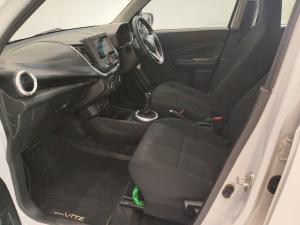 Toyota Vitz 1.0 XR manual - Image 7