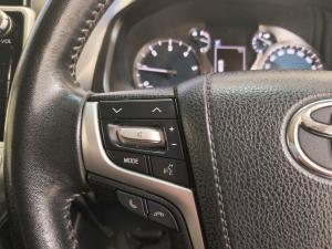 Toyota Land Cruiser Prado 3.0DT VX-L - Image 9
