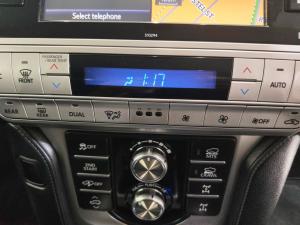 Toyota Land Cruiser Prado 3.0DT VX-L - Image 15
