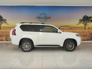 Toyota Land Cruiser Prado 3.0DT VX-L - Image 3