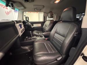 Toyota FJ Cruiser FJ Cruiser - Image 7