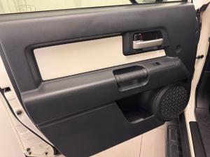 Toyota FJ Cruiser FJ Cruiser - Image 20
