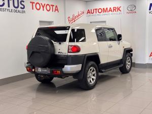 Toyota FJ Cruiser FJ Cruiser - Image 2
