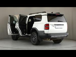 Toyota Land Cruiser Prado 2.8GD VX-R - Image 25