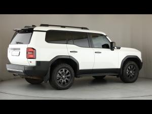 Toyota Land Cruiser Prado 2.8GD VX-R - Image 2