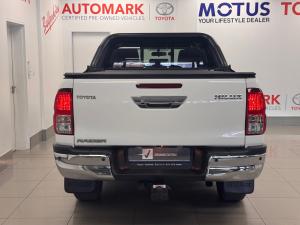 Toyota Hilux 2.4GD-6 double cab Raider manual - Image 5