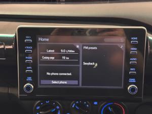 Toyota Hilux 2.4GD-6 double cab Raider manual - Image 12