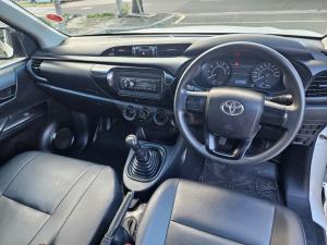 Toyota Hilux 2.4GD single cab S (aircon) - Image 6
